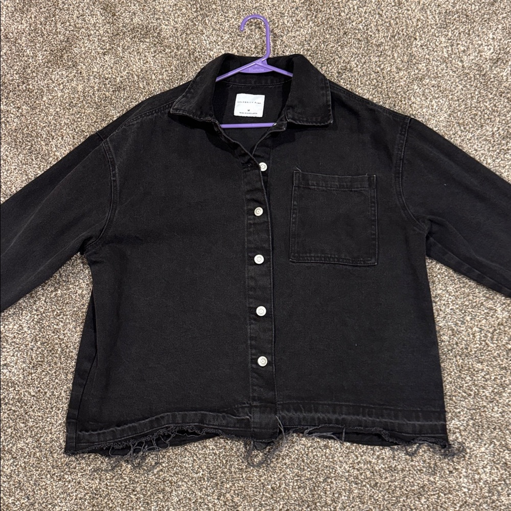 Celebrity Pink: Black Denim Frayed Hem Button-Up Women’s Jacket Size Medium - Picture 10 of 14
